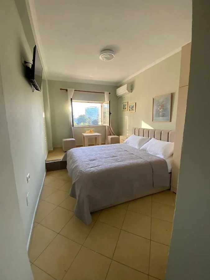 Aparthotel Central Park Rooms Tirana