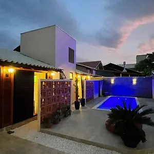 Casa Mariscal Bombinhas